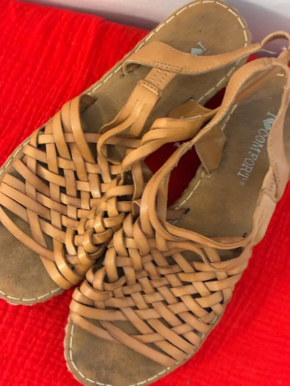 Vintage 80s Tan Woven Leather Huarache  Slingback Sandals w/ Low Wedge Heels - Picture 2 of 10
